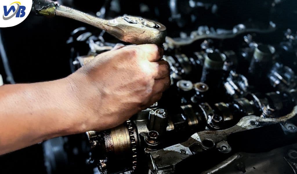 Kenali Ciri Mesin Mobil Sludge dan Solusi Semi Overhaul untuk Performa Optimal